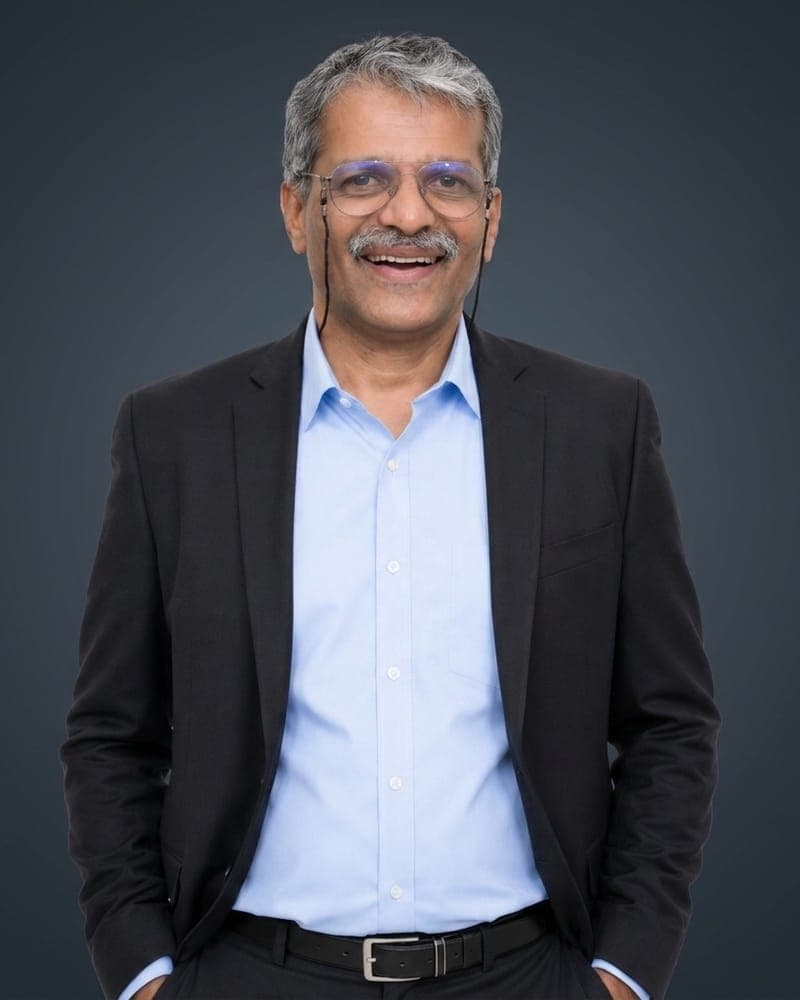 Shri Prof. (Dr.) Sabu Thomas